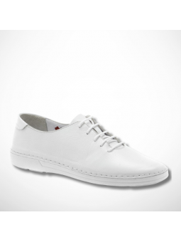 Białe półbuty sportowe...