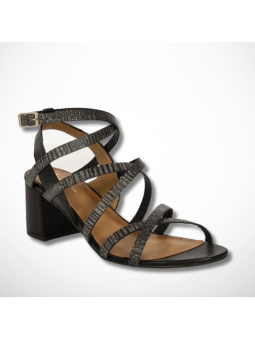 Czarne sandały skórzane na...