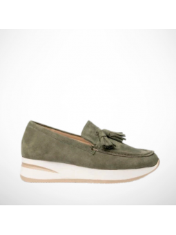 Zielone mokasyny damskie...