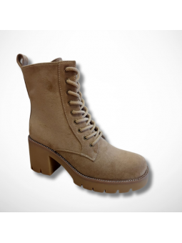 Beżowe botki damskie...