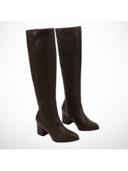 Brązowe kozaki z eko skóry...