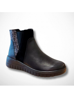 Czarne skórzane botki...