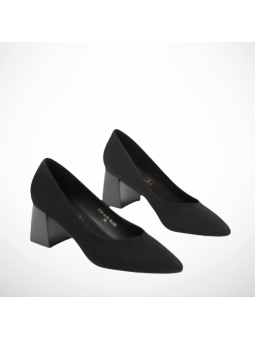 Czarne czółenka na...