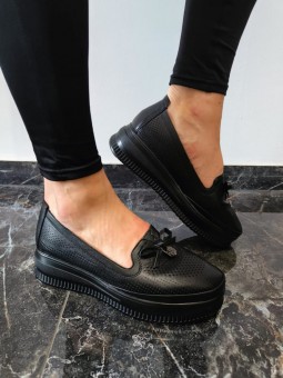 Czarne półbuty Sandway na...