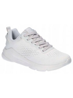 Szare buty sportowe...
