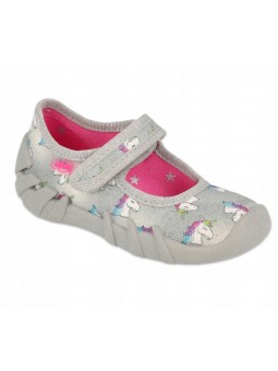 Szare kapcie typu balerinki...