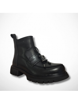 Czarne botki skórzane na...