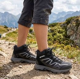 Jakie buty zabrać w góry? Trekkingi wysokie czy niskie – które wybrać?